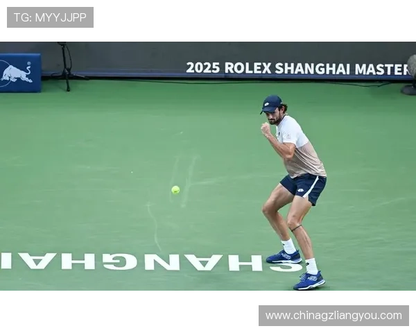 瓦舍罗战胜表哥晋级巴黎大师赛16强 展现强劲实力再创佳绩