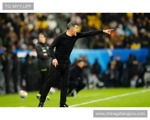 前米兰主帅孔塞桑加盟吉达联合执教本泽马展现新篇章